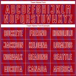 Benutzerdefiniertes rot-lila-weißes geometrisches Sublimations-Fußballtrikot Benutzerdefiniertes rot-lila-weißes geometrisches Sublimations-Fußballtrikot